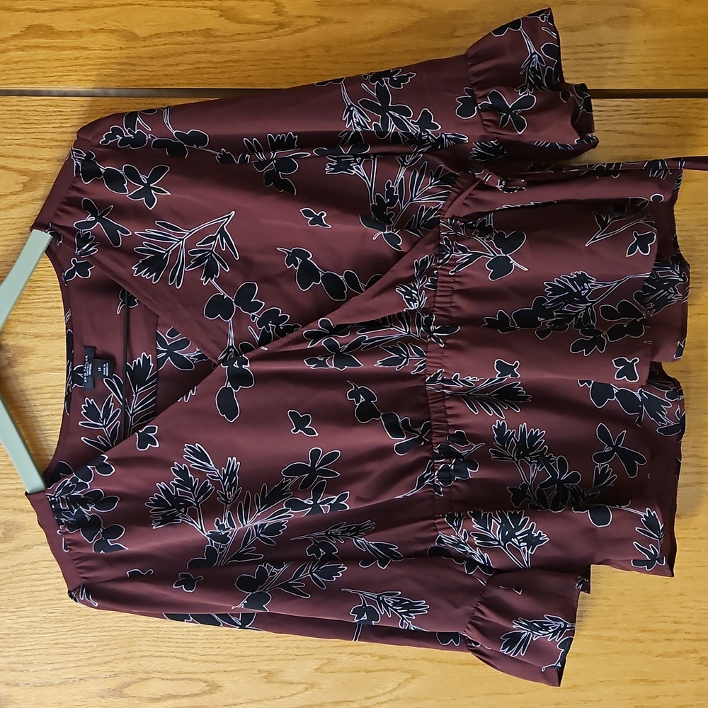 Ann Taylor Factory Petite Maroon Floral Wrap Blouse